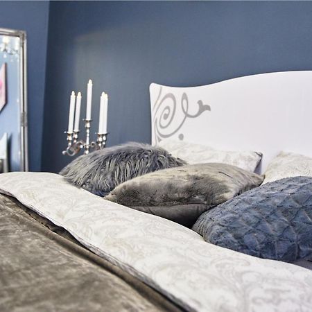 Designer Apartment In The Center リヴィウ エクステリア 写真