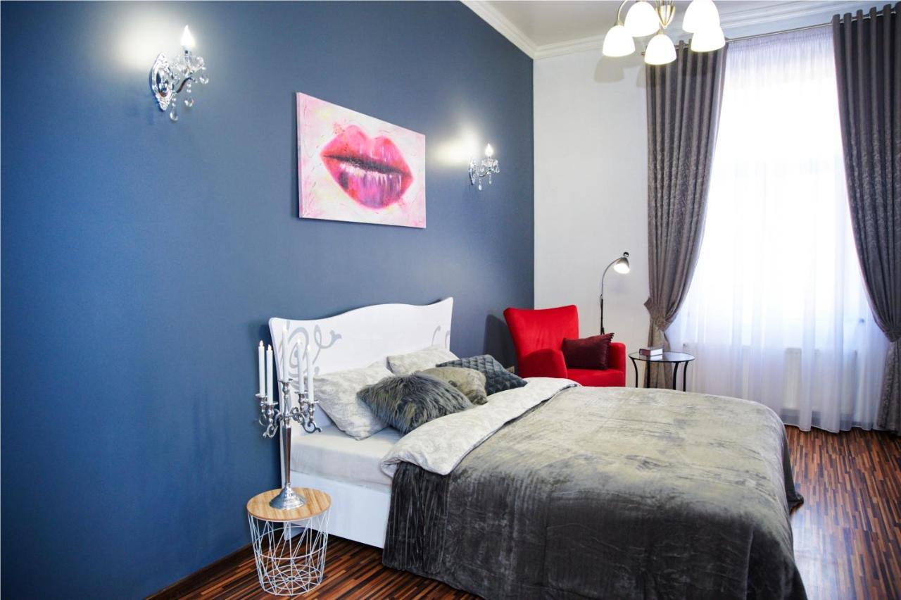 Designer Apartment In The Center リヴィウ エクステリア 写真