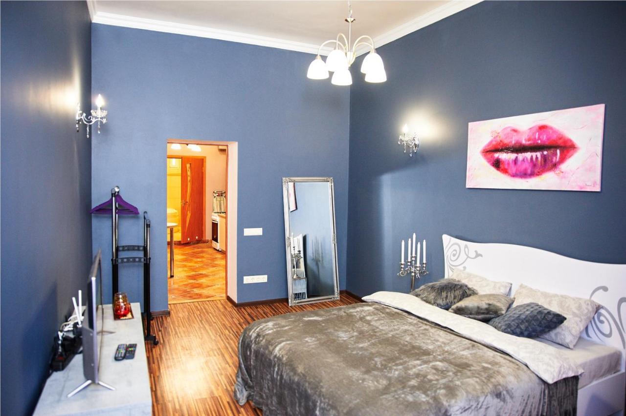 Designer Apartment In The Center リヴィウ エクステリア 写真