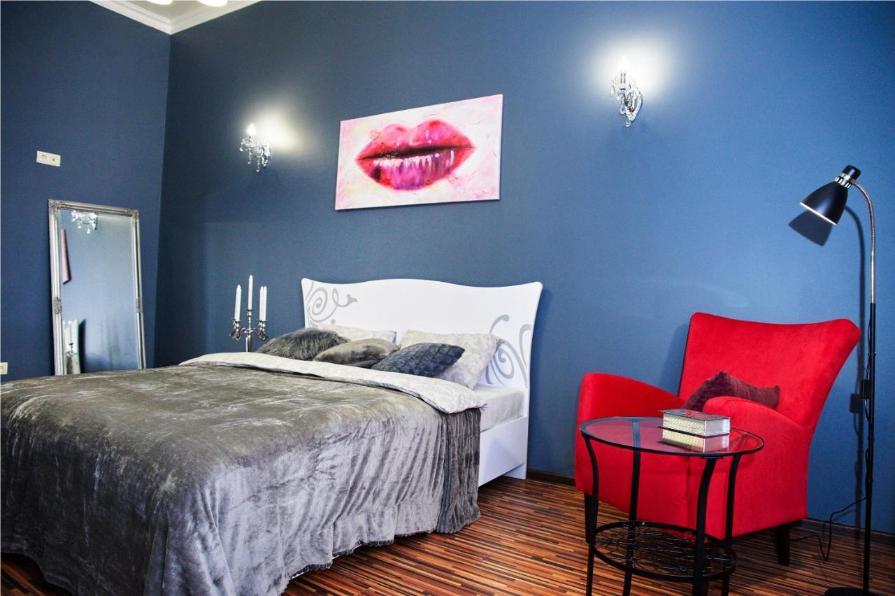Designer Apartment In The Center リヴィウ エクステリア 写真